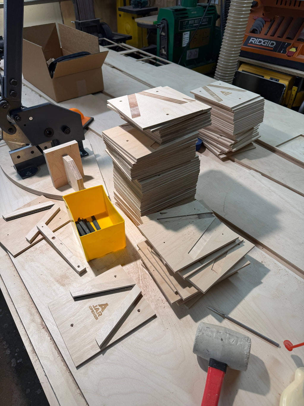 A JAR OPENER