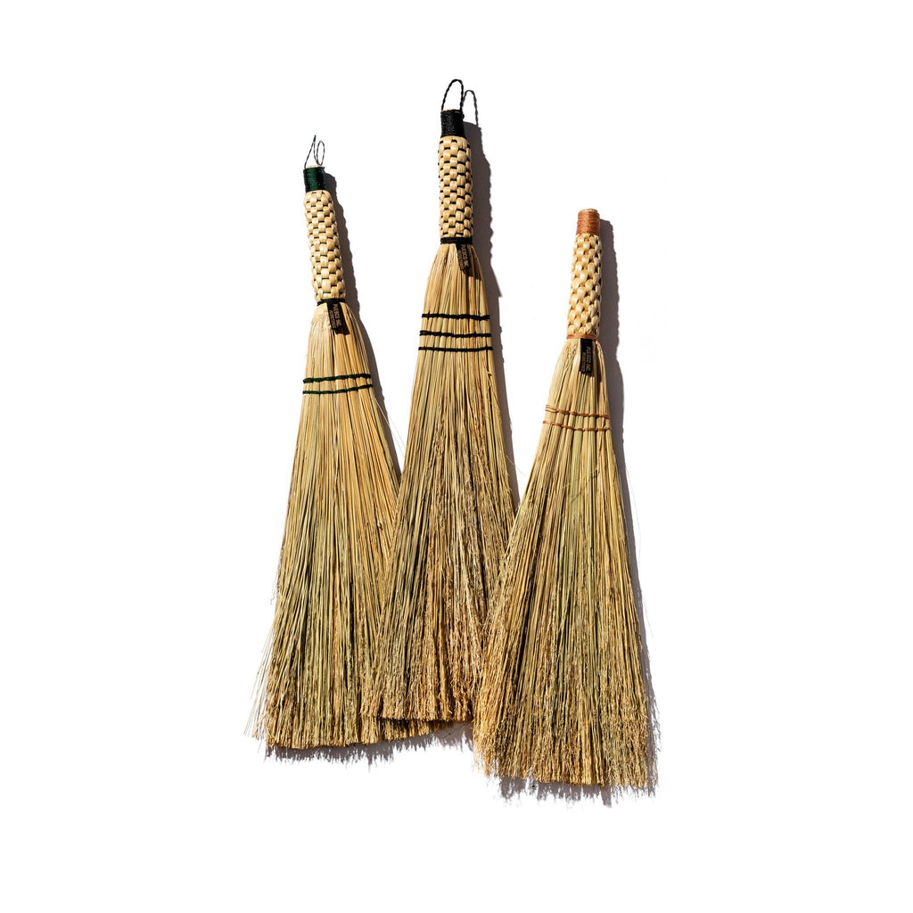 HAND BROOM - BLACK